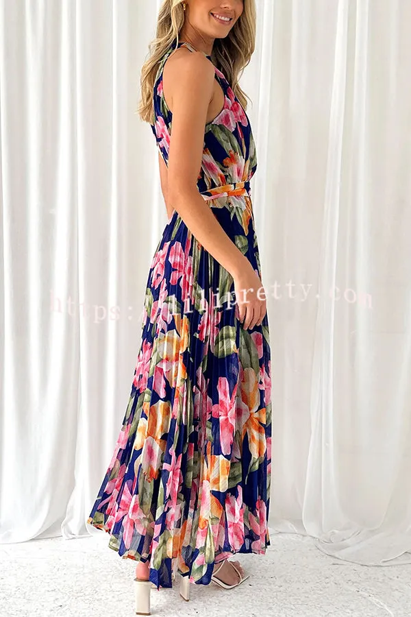 Delicate Floral Print Halterneck Lace Up Pleated Maxi Dress